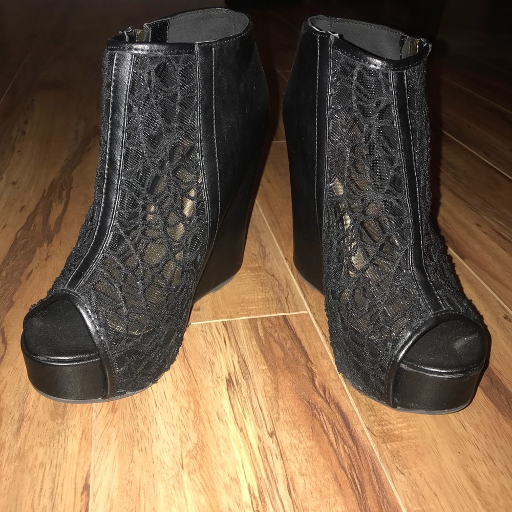 Qupid lace and pleather wedges